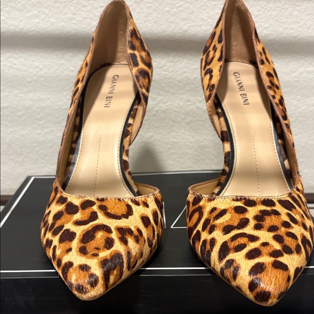 Gianni Bini Leopard Print Heels
